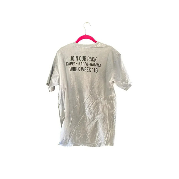 The Mountain Dyed & Printed David Penfound White Wolf Face T-Shirt Size M - Picture 2 of 6